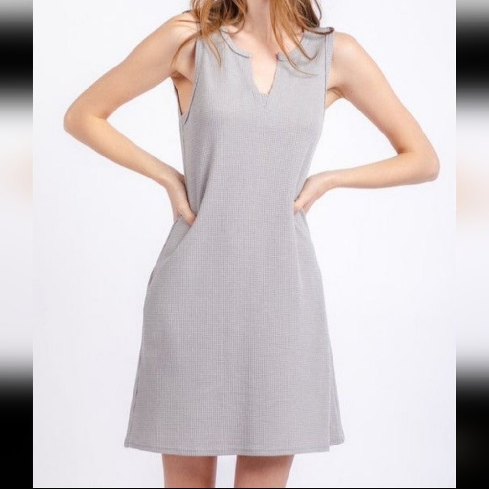 NWT waffle pattern solid knit dress, grey, small